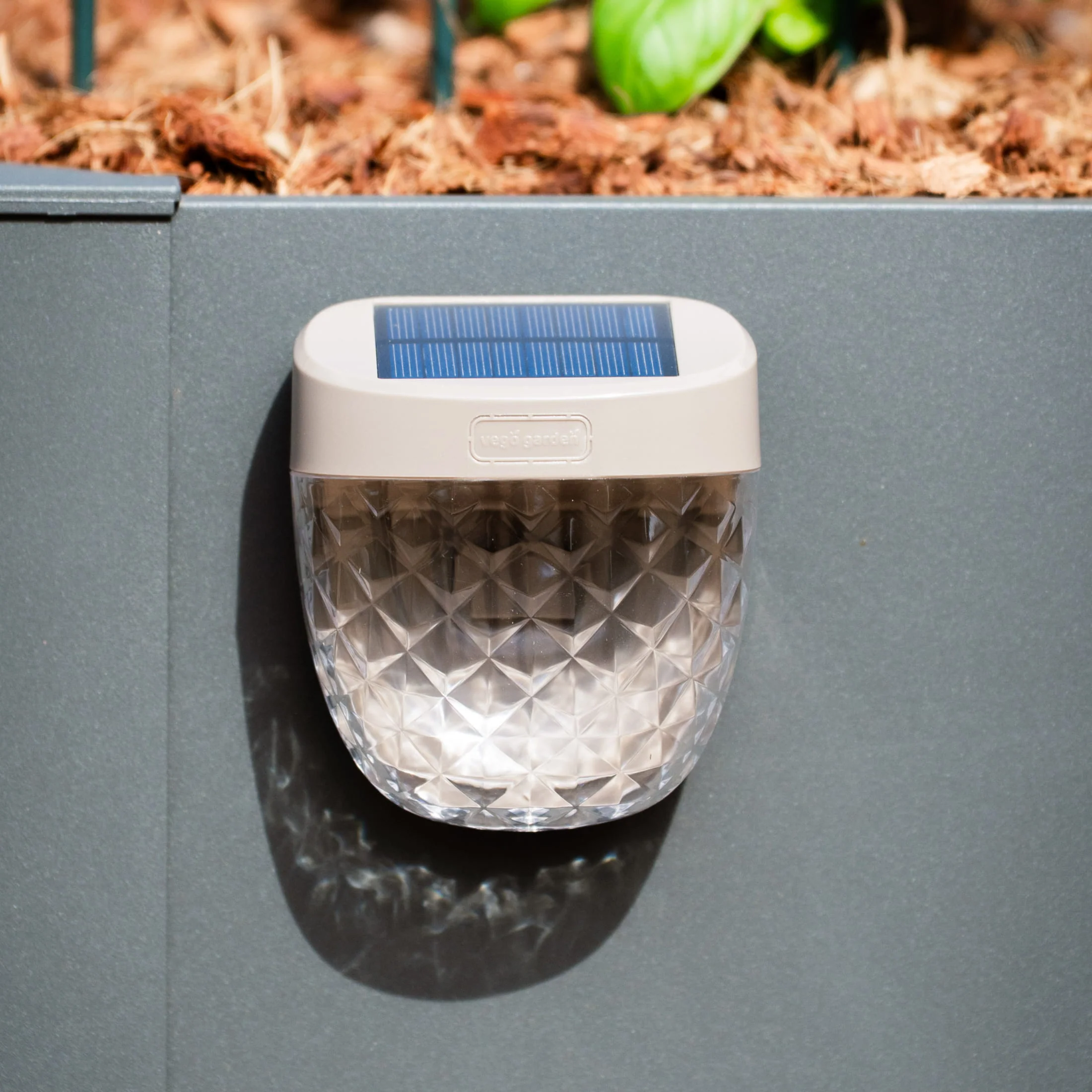 Diamond Garden Solar Light - Flat Mount - Image 10