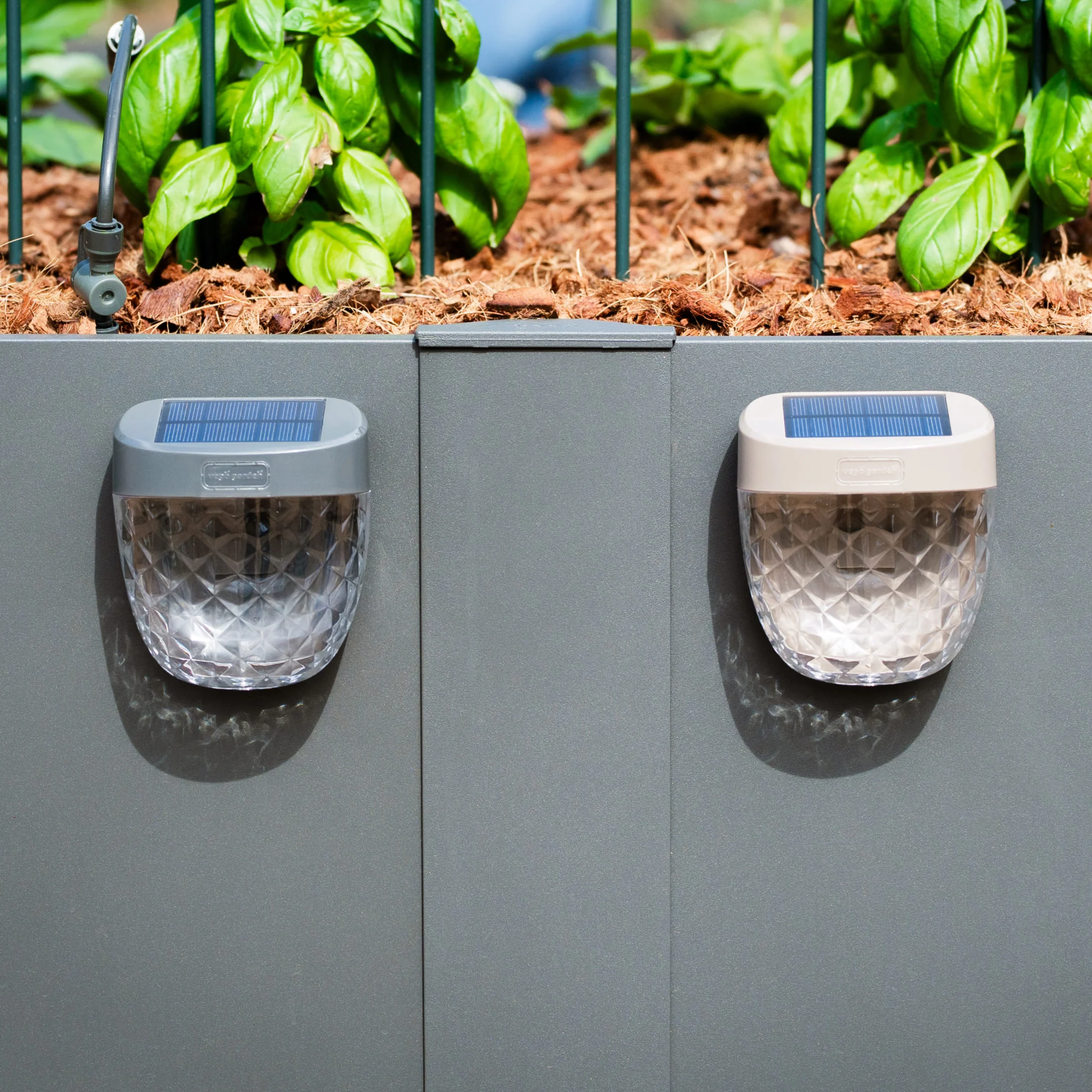Diamond Garden Solar Light - Flat Mount - Image 14