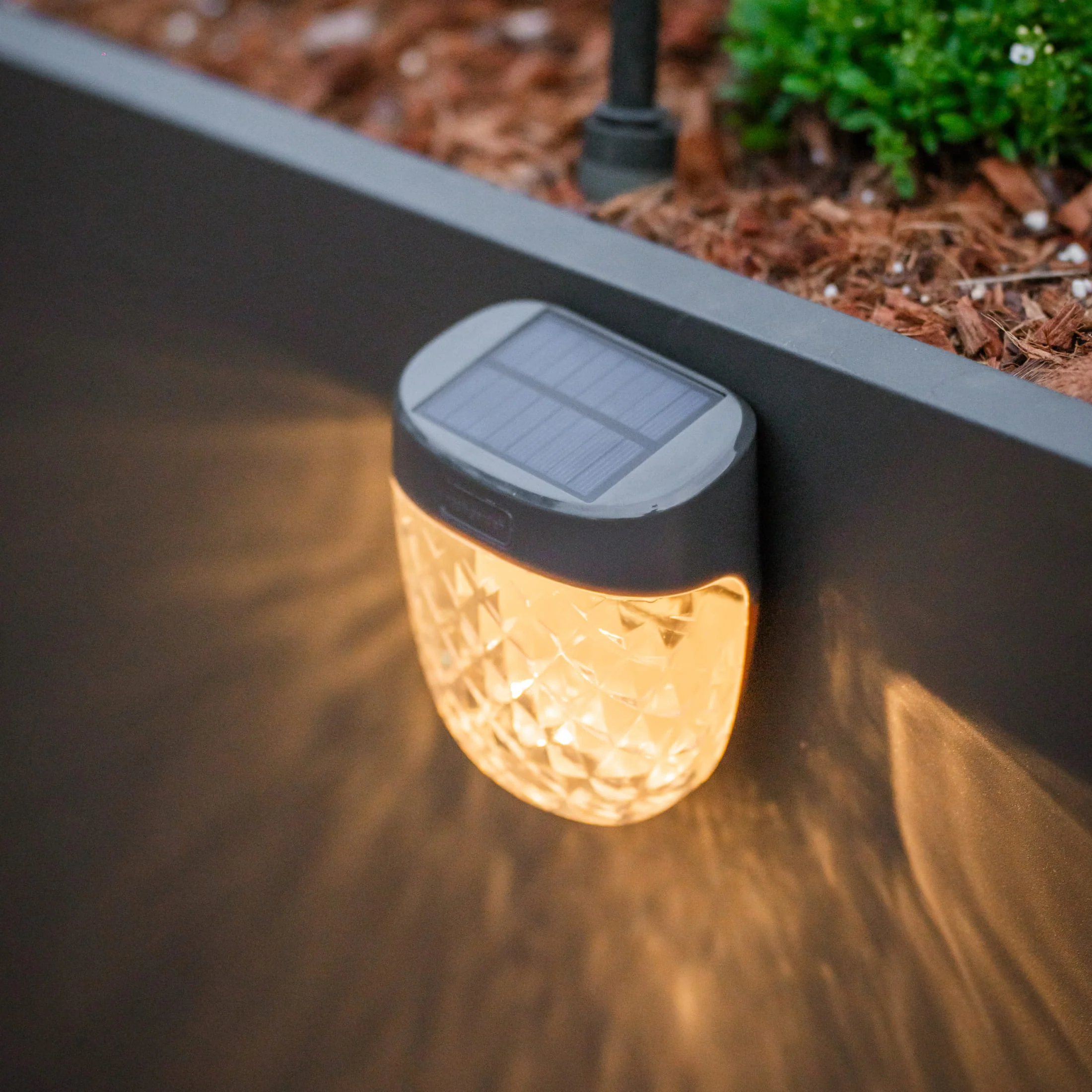 Diamond Garden Solar Light - Flat Mount - Image 16
