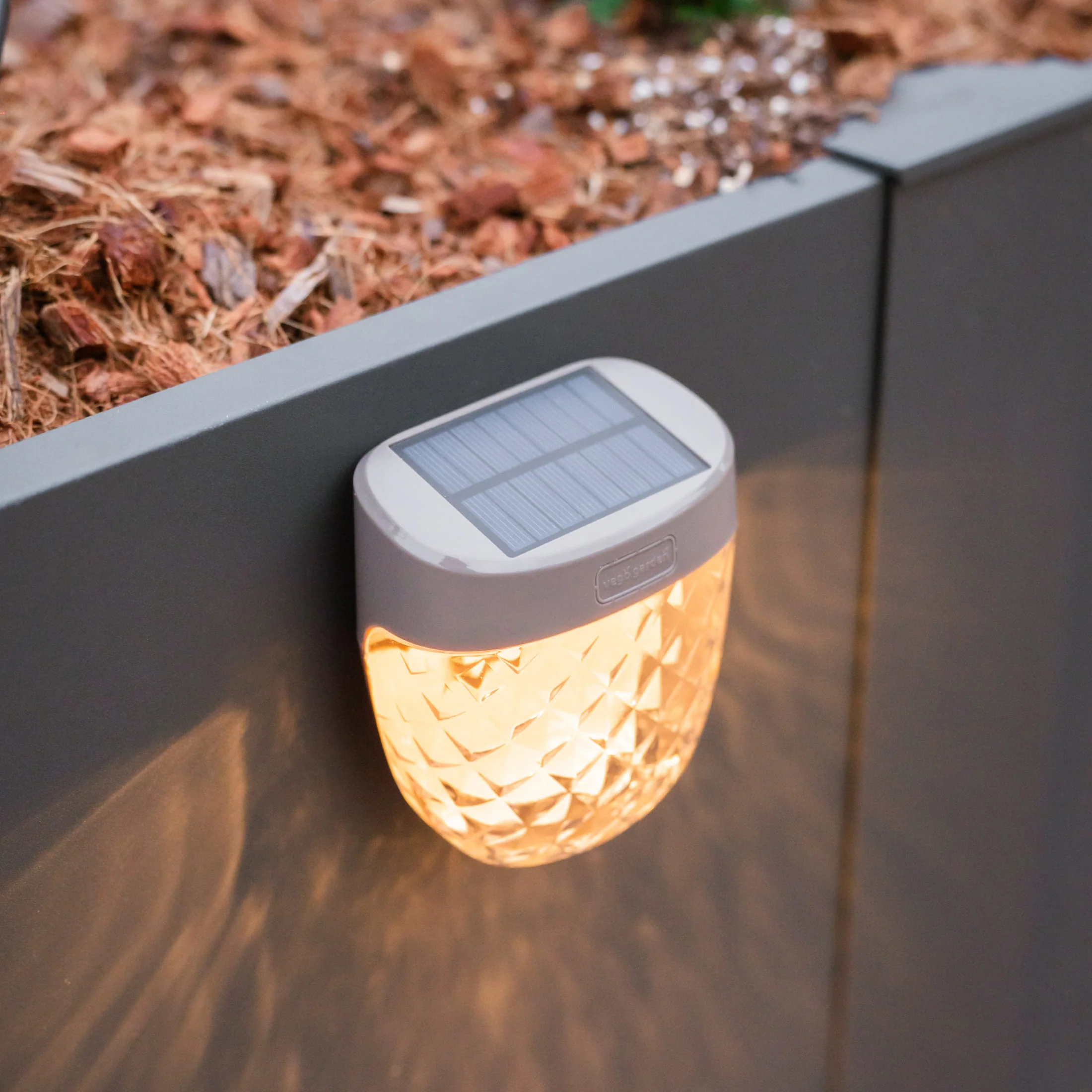 Diamond Garden Solar Light - Flat Mount - Image 7