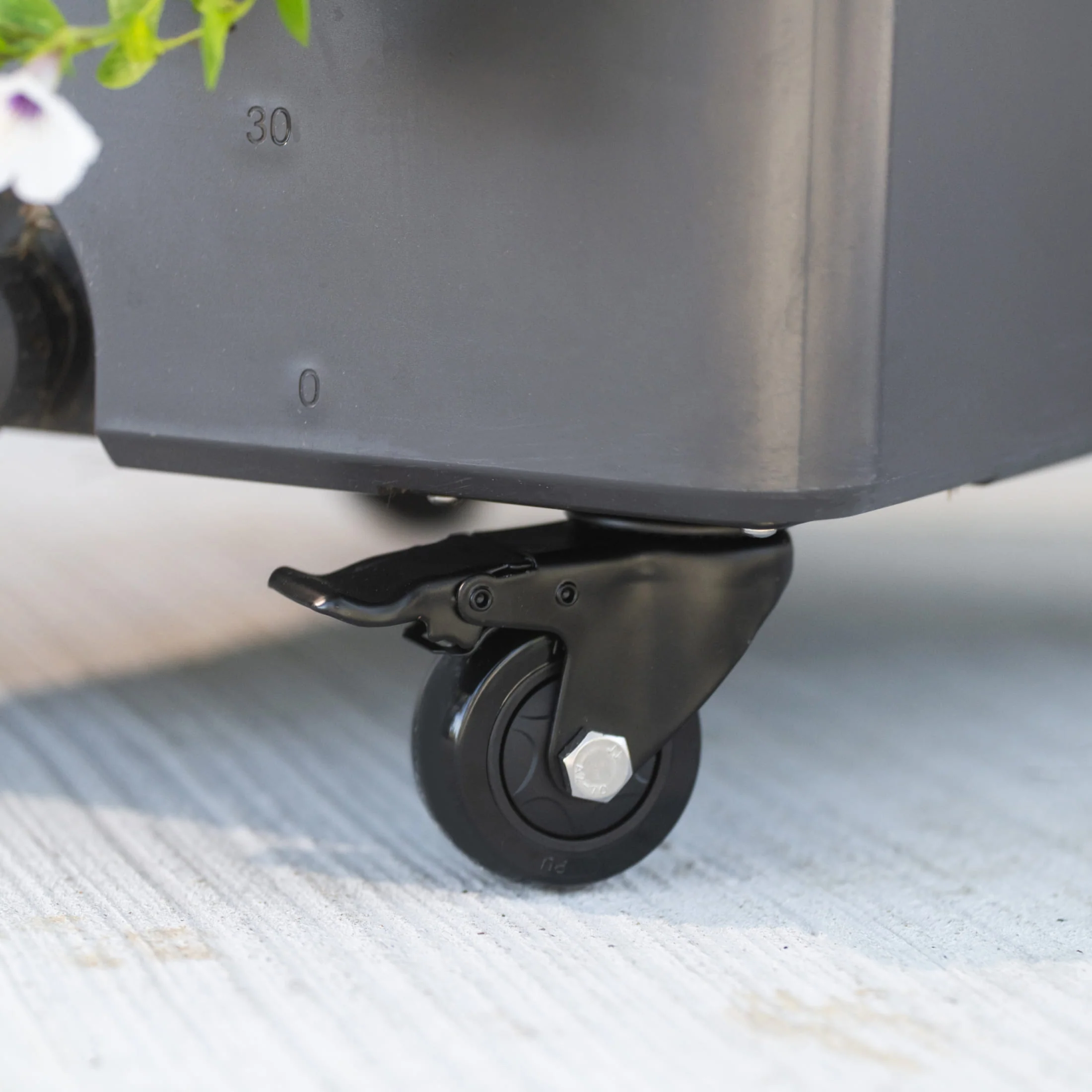 EZCube Self-Watering Rolling Planter 21” x 24” - Image 7