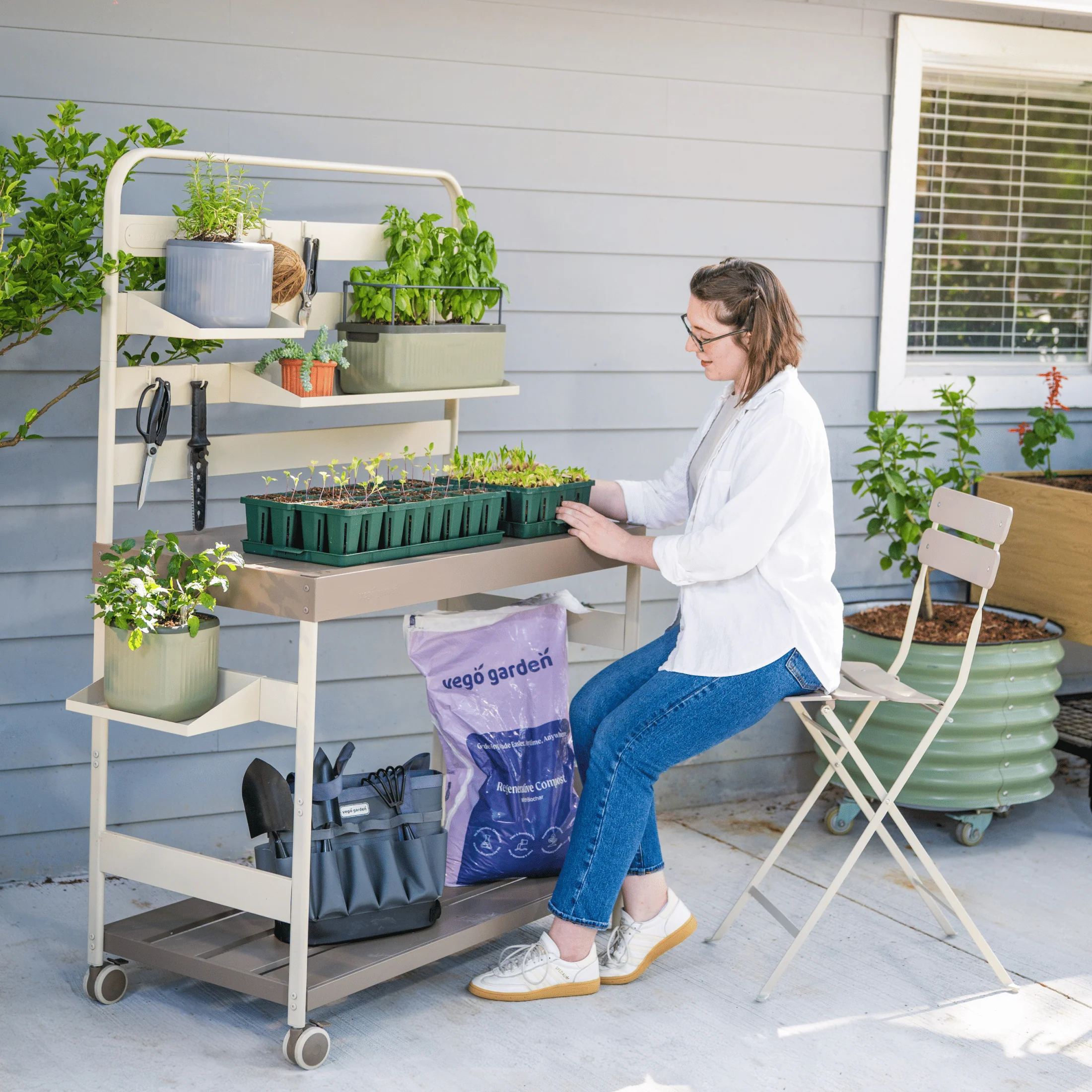Garden Workstation - Image 12