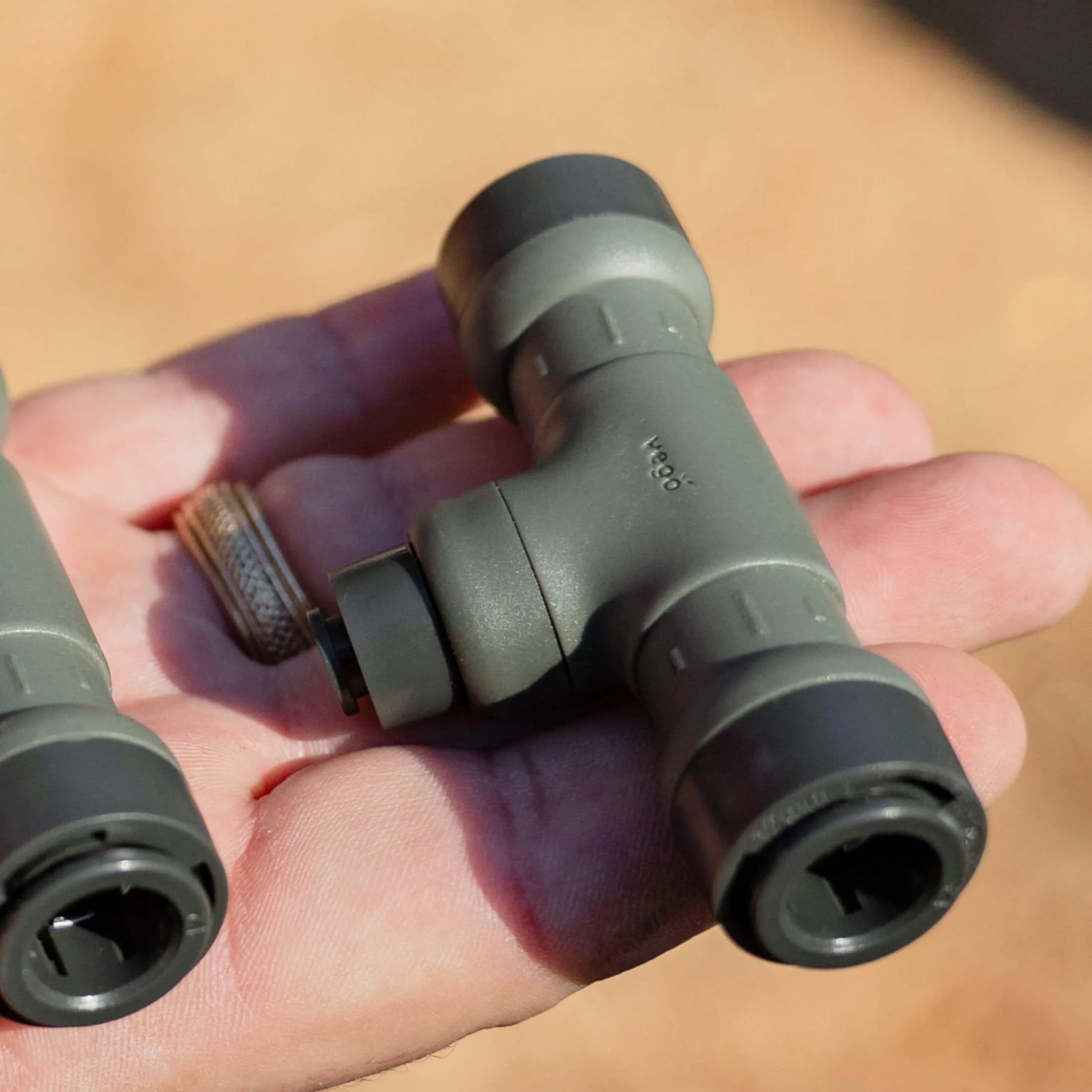Reducer Tee Connector for Irrigation Kit - Image 3