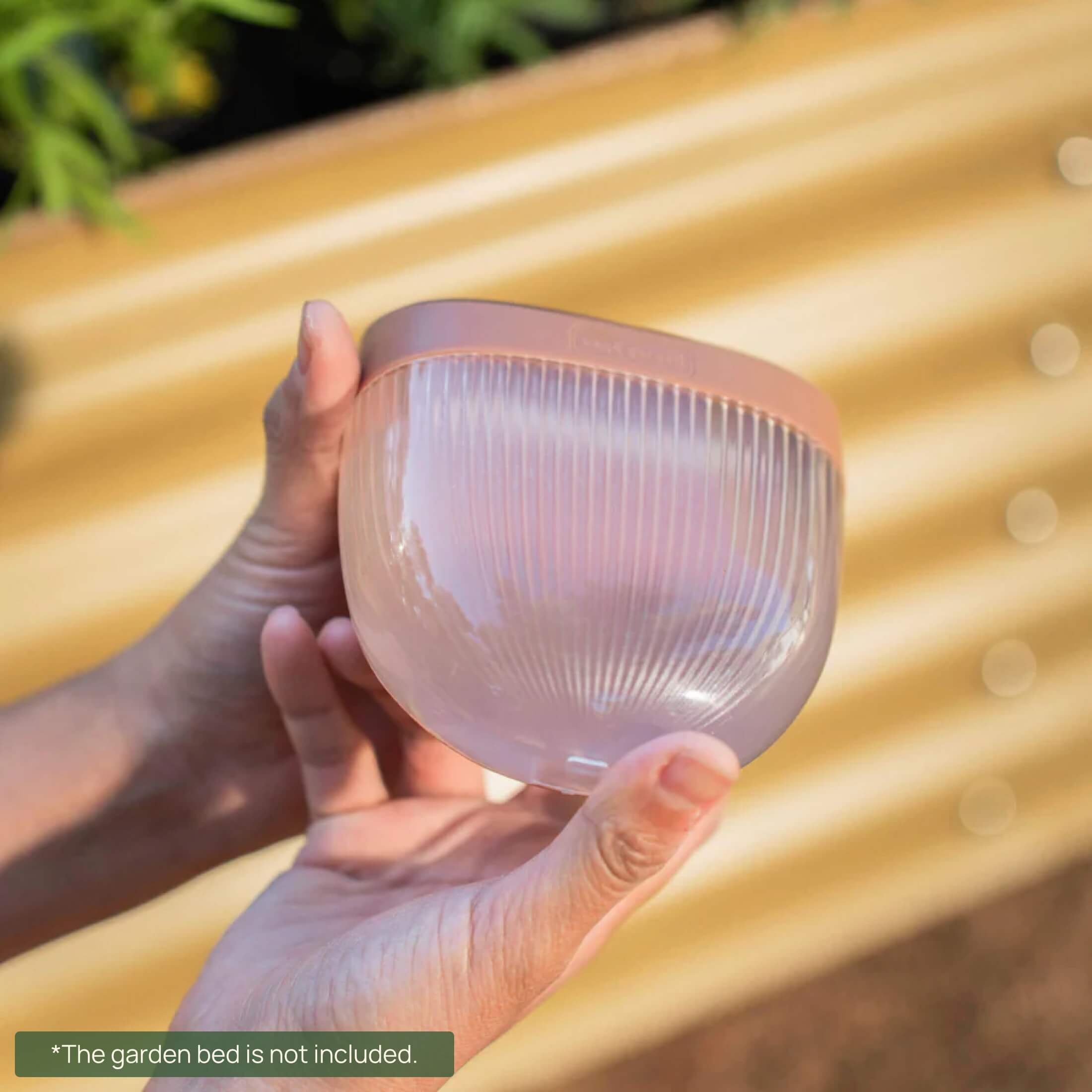 Rippled Solar Garden Light - Image 9