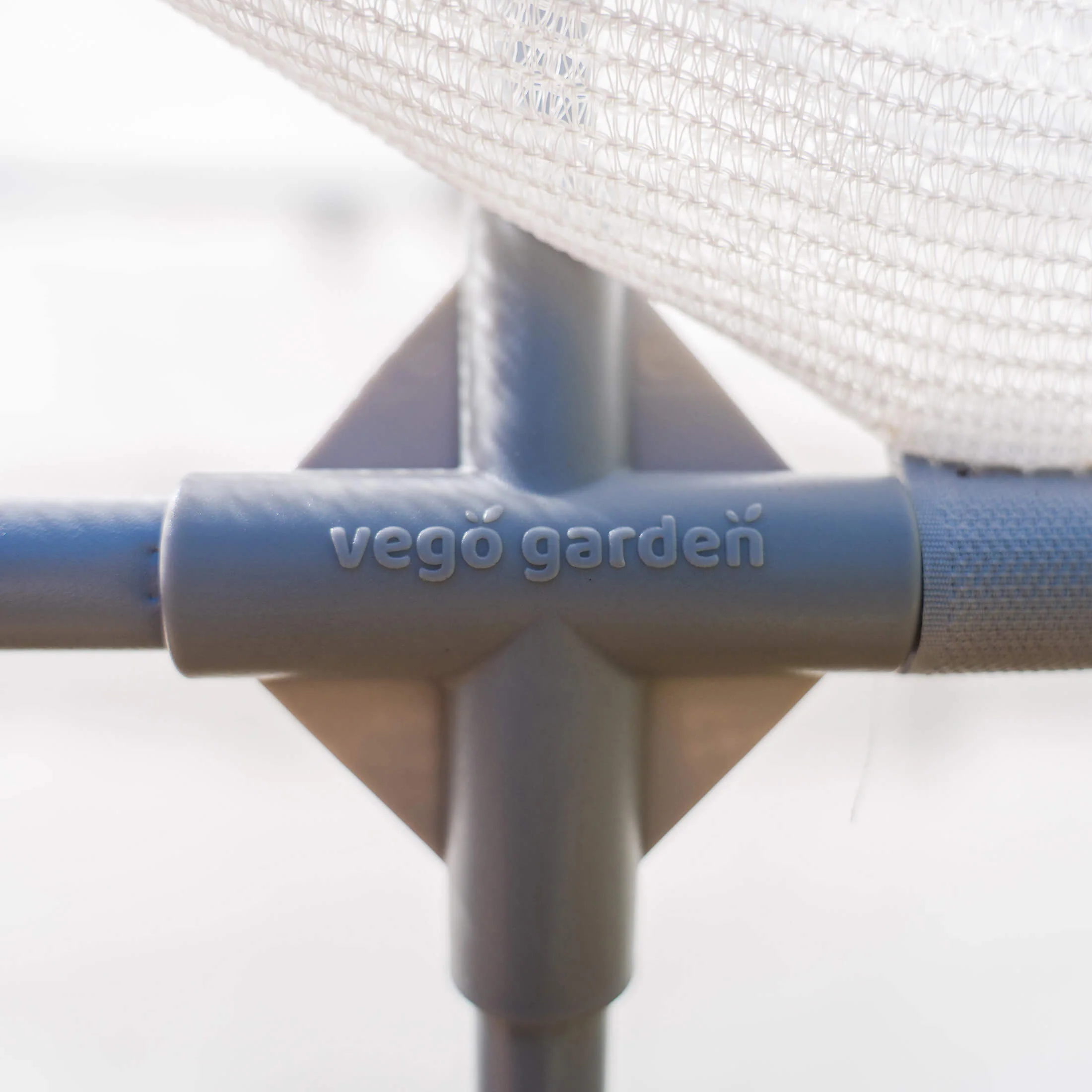 Mesh Cover System for Self-Watering Elevated Bed - Image 12