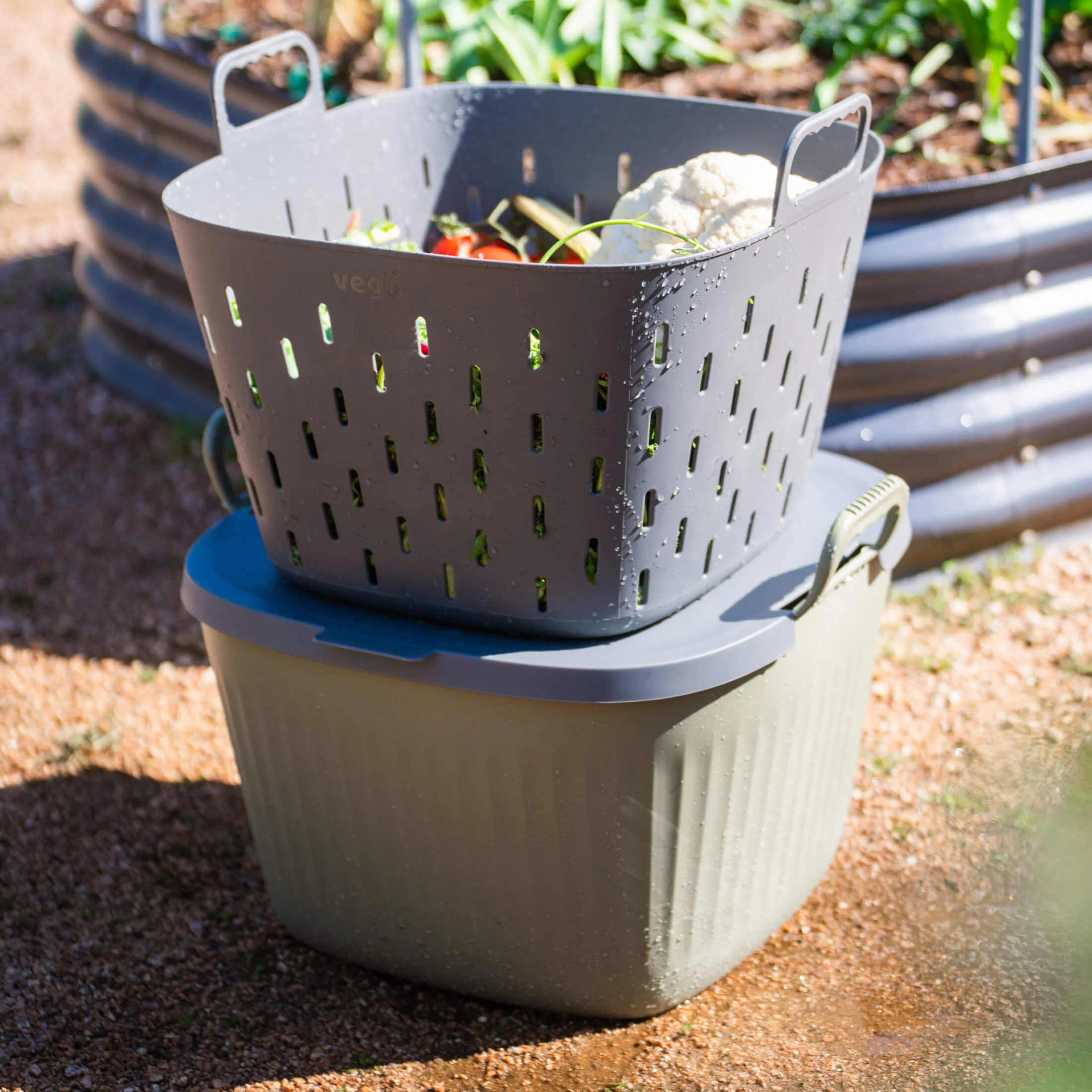 Vego FlexTrug™ Lid - 8 Gallon - Image 8