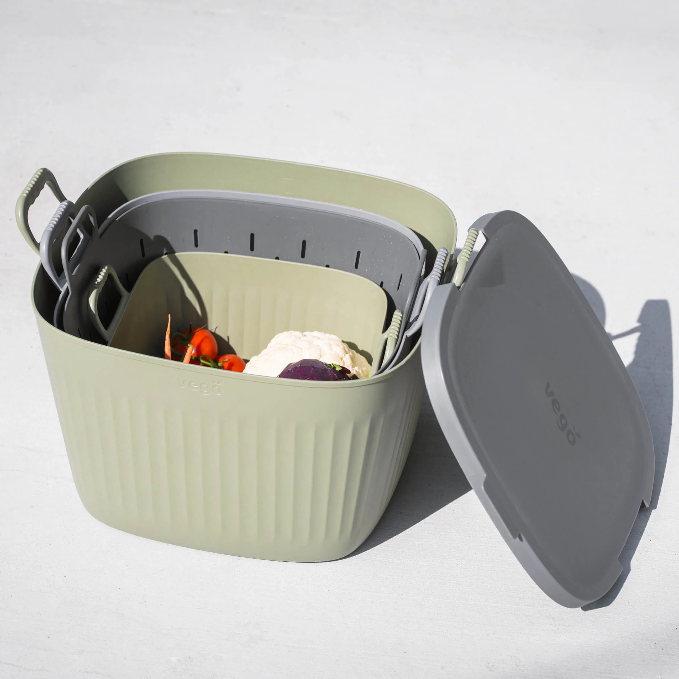 Vego FlexTrug™ Lid - 8 Gallon - Image 9