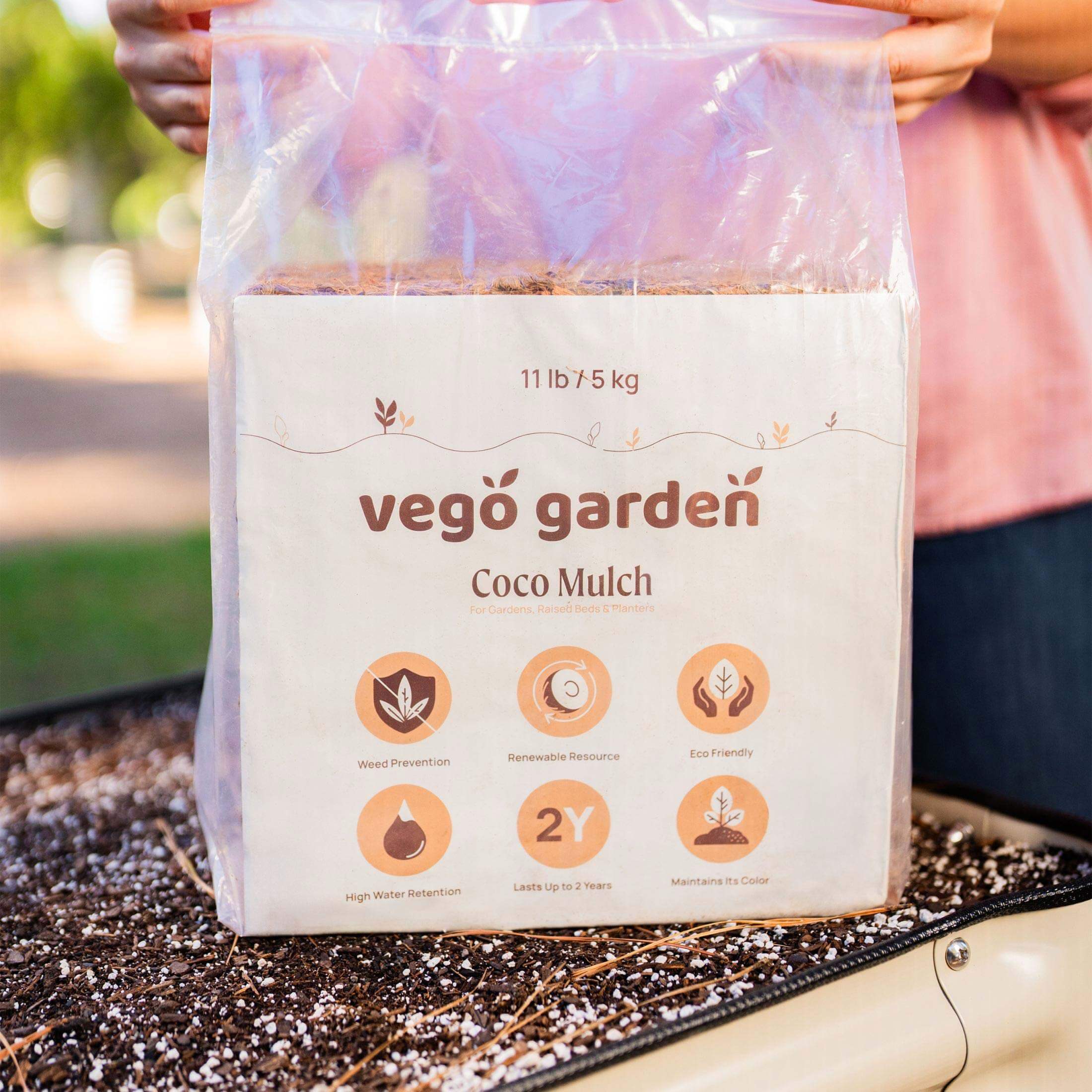 Vego Garden Coco Mulch 1.4 lb Brick - Image 8