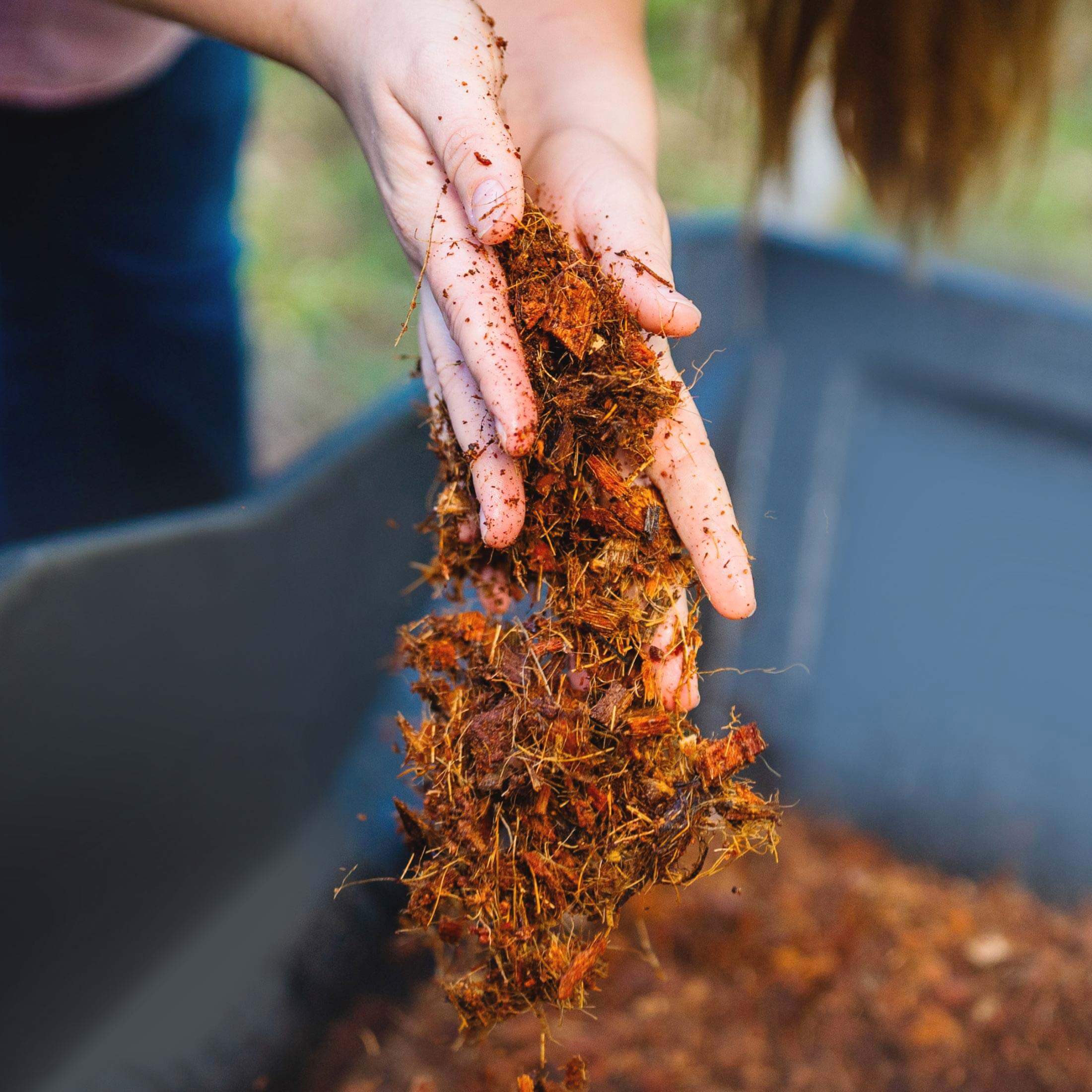 Vego Garden Coco Mulch 1.4 lb Brick - Image 10