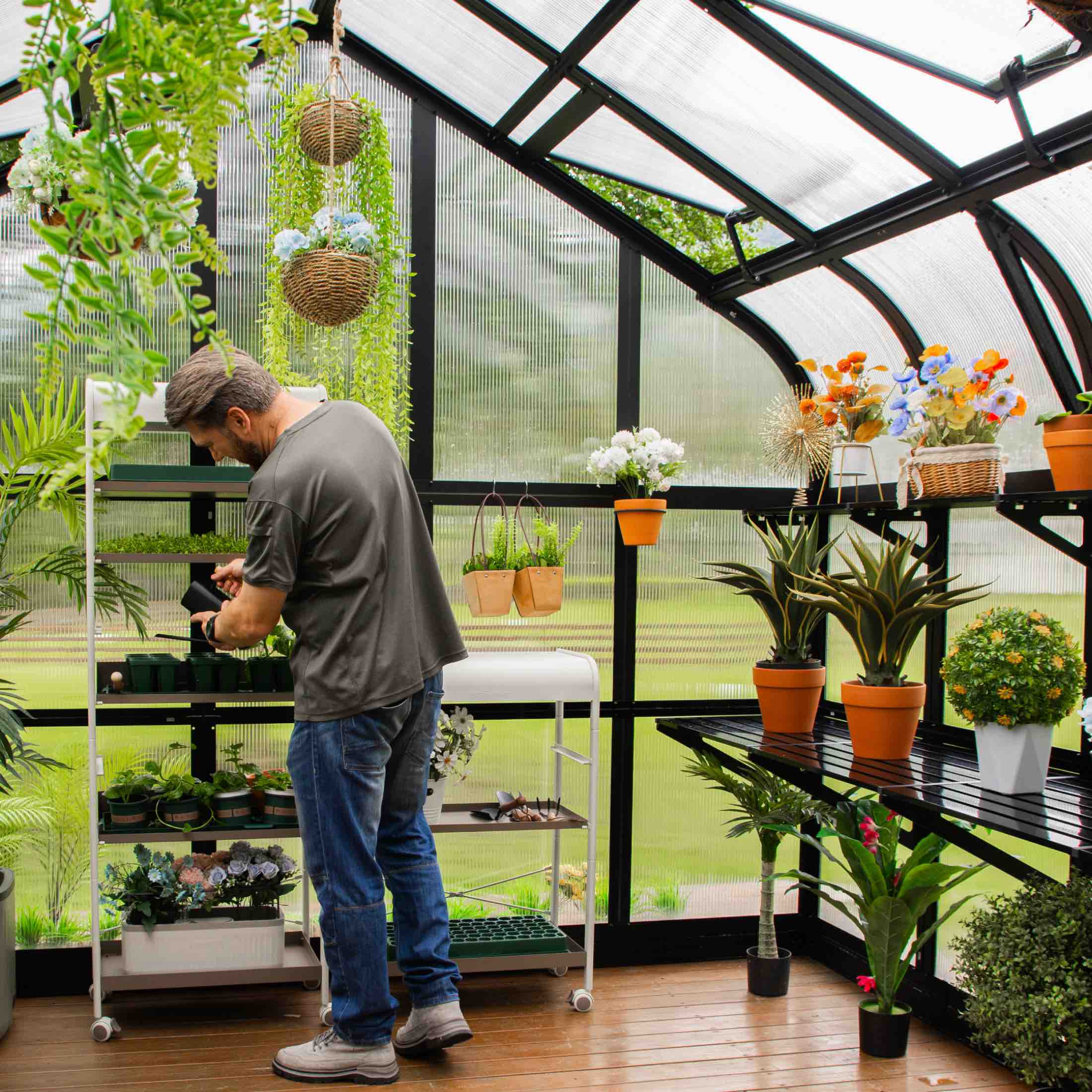 Vego Grand Pacific Greenhouse - 12.5ft Wide - Image 18