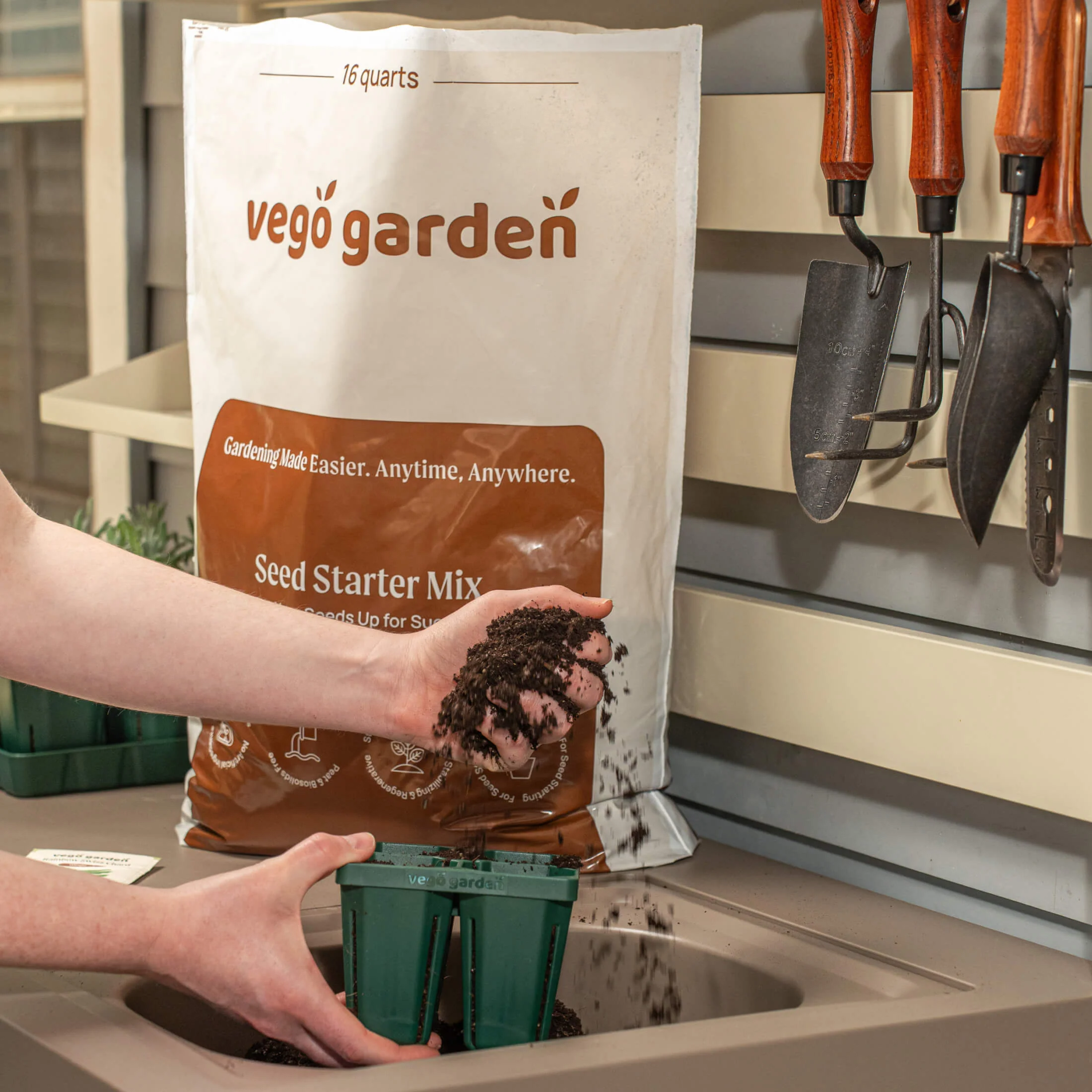 Vego Garden Seed Starter Mix - Image 8