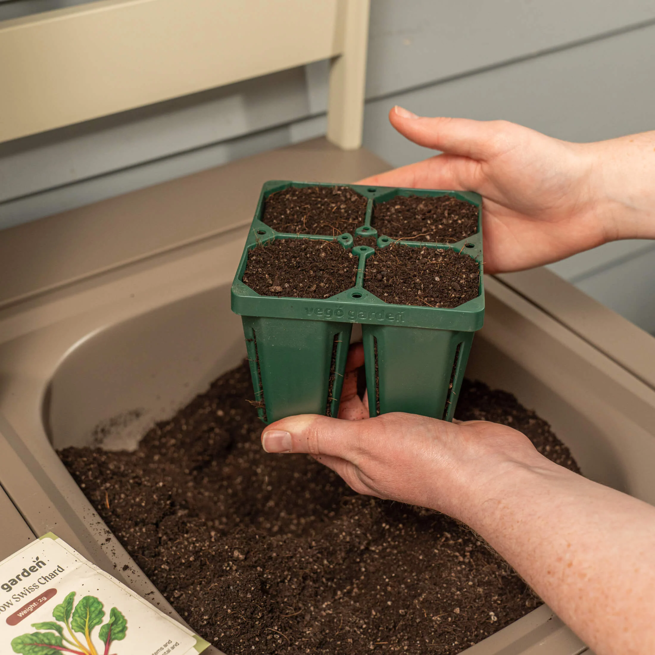 Vego Garden Seed Starter Mix - Image 9