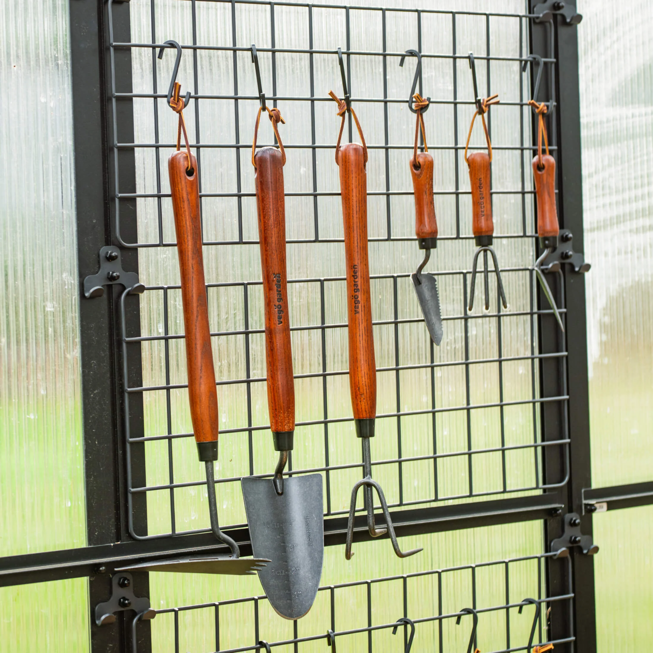 Heritage Garden Bed Trowel - Image 13