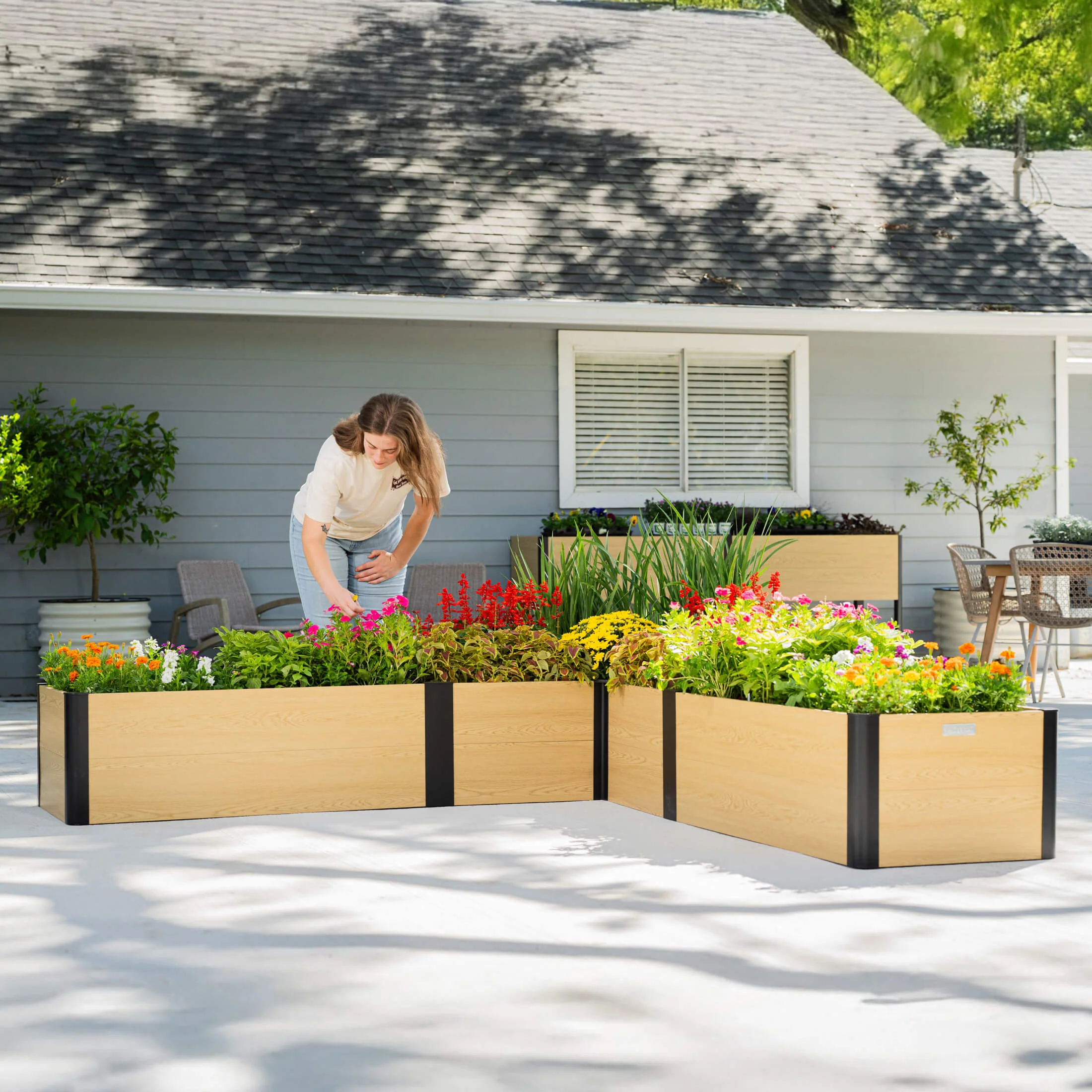 16" Tall Woodgrain 8' x 8' L-Shaped Metal Raised Garden Bed - Image 11